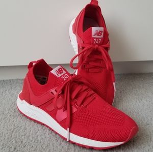 *BRAND NEW* New Balance 247 REVlite Sneakers